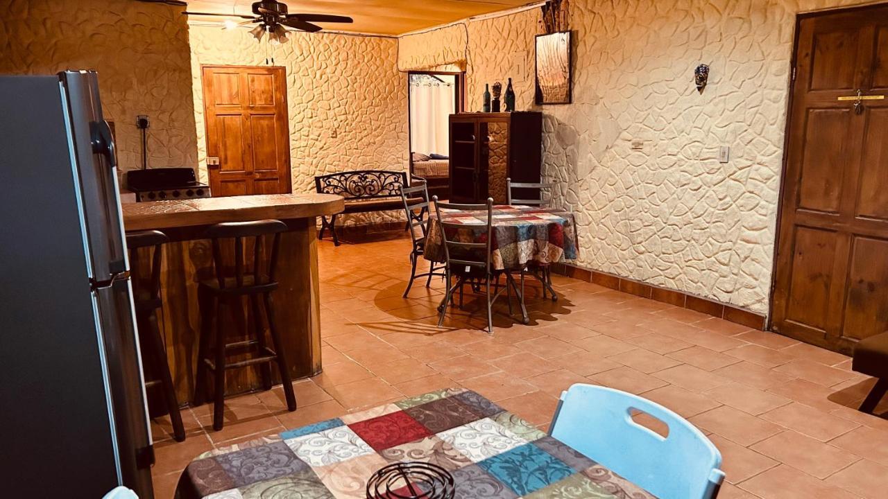 Casa Encantada Offers You Two-Bedroom House, 1 Tiny Apartment & 3 Double Rooms Manuel Antonio Exterior photo