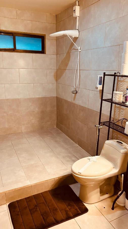 Casa Encantada Offers You Two-Bedroom House, 1 Tiny Apartment & 3 Double Rooms Manuel Antonio Exterior photo